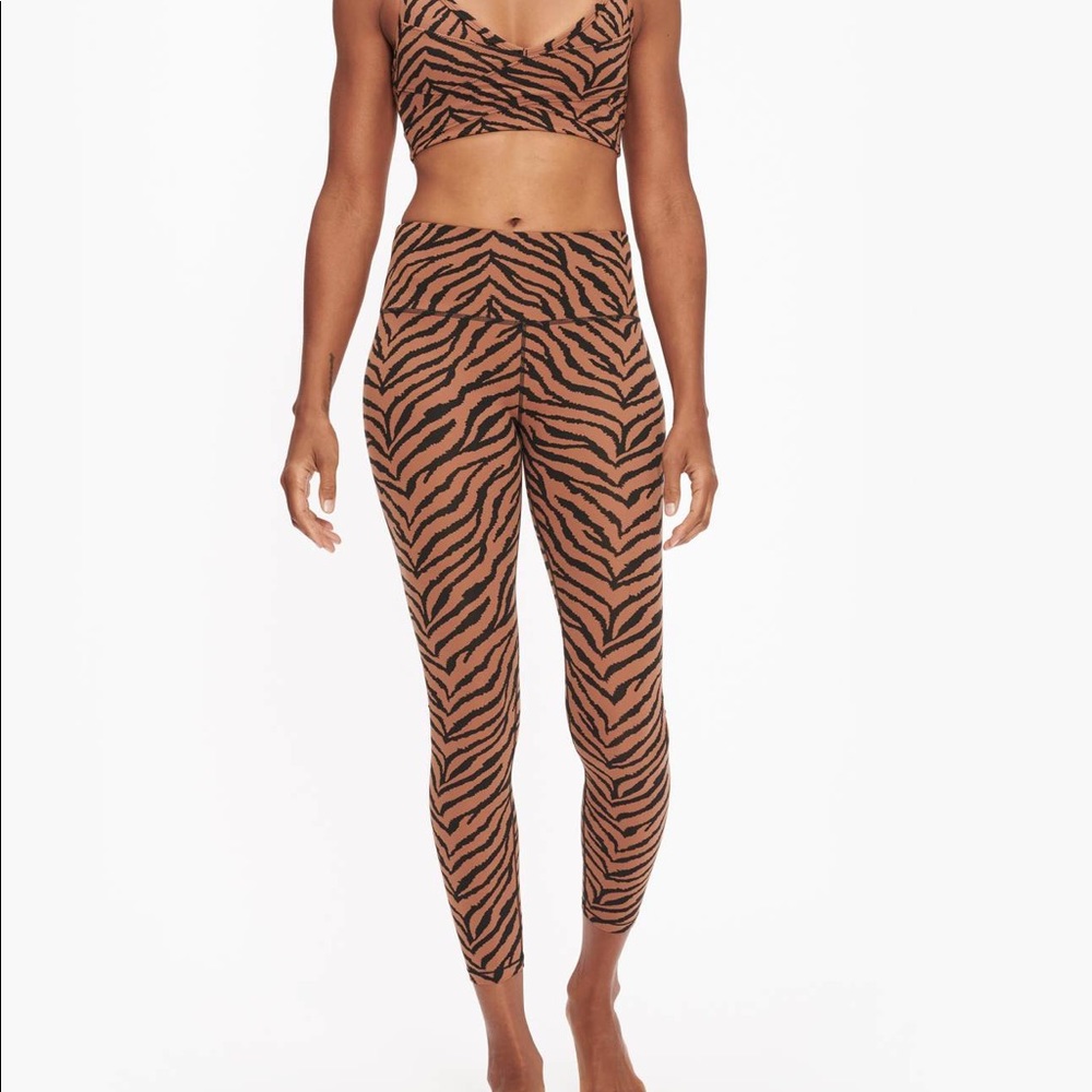 Varley Brown Zebra Century Leggings Sz M - Picture 3 of 6